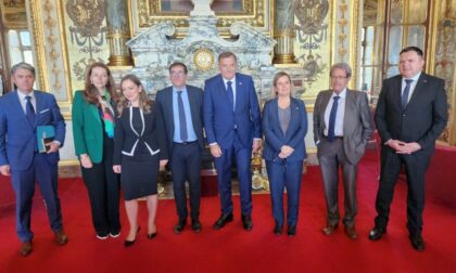 Dodik sa francuskim senatorima: Ako Šmit interveniše u vezi sa imovinom, Srpska će proglasiti nezavisnost