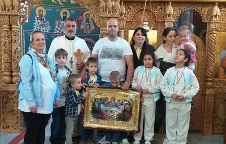 Na Cvijeti dobili ikonu na poklon: Porodica Mimić očekuje šesto dijete