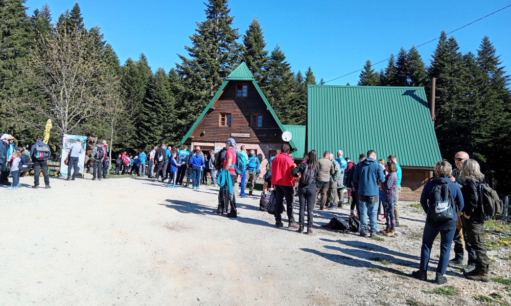 Staza duga 17 kilometara: U proljećnom pohodu na Romaniji oko 200 učesnika