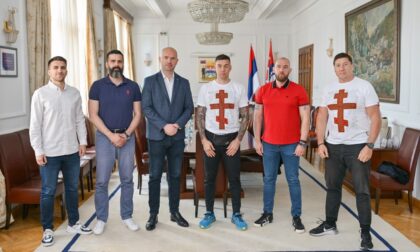 Stigli iz Beograda: Prijem za sportiste i humanitarce u Gradskoj upravi
