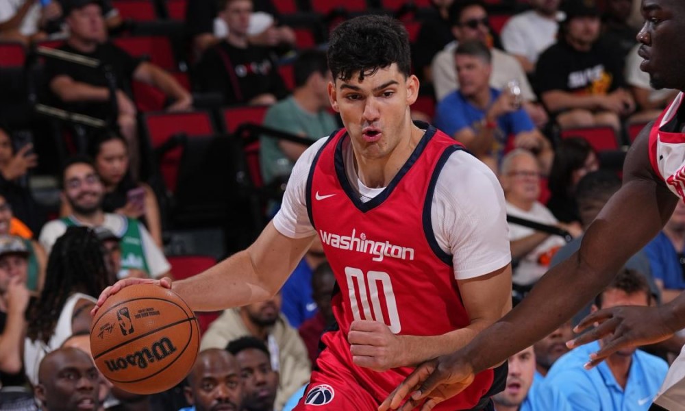 Još jedna odlična partija Vukčevića: Incident sa NBA zvijezdom obilježio je meč VIDEO