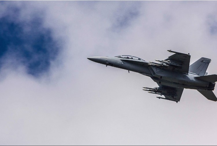 Pri izvođenju složenog manevra: Srušio se avion u Bugarskoj