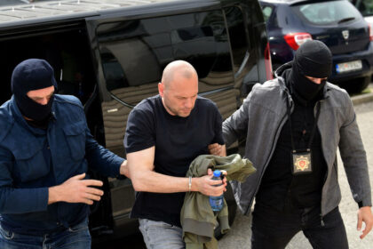 Uhapšen poznati advokat: Osumnjičen za stvaranje kriminalne organizacije i pranje 2,6 miliona evra