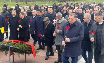 Godišnjica! Dodik položio vijence u spomen na žrtve opsade Lenjingrada FOTO