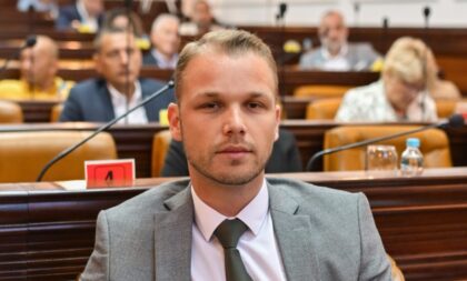 Da ne dočekaju praznike bez plate: Stanivuković traži vanrednu sjednicu zbog radnika “Akvane”