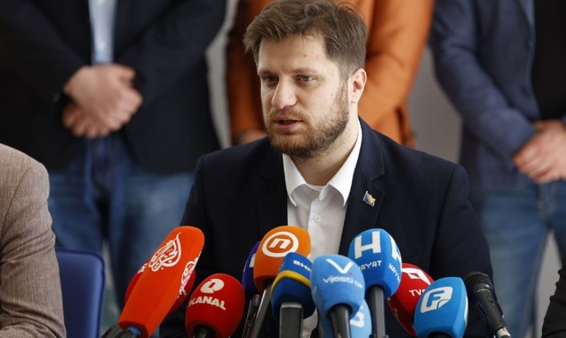 Bomba bačena na kuću načelnika opštine: Dvije osobe uhapšene zbog drame u BiH