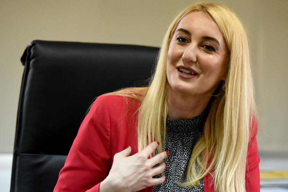 Inspekcija pronašla nepravilnosti: Jelena Perović sebi najbolji radnik i u martu