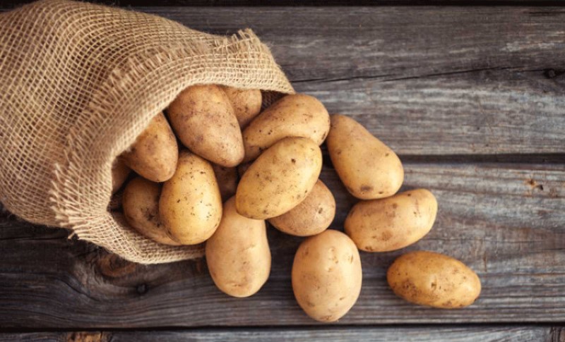 Upozorenje! Ako na krompiru vidite ovu boju, nemojte ga jesti – razlog je ozbiljan
