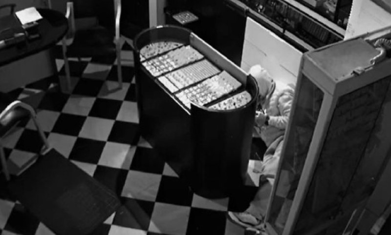 Profesionalci! Lopovi za 90 sekundi ukrali nakit vrijedan 1.700.000 evra