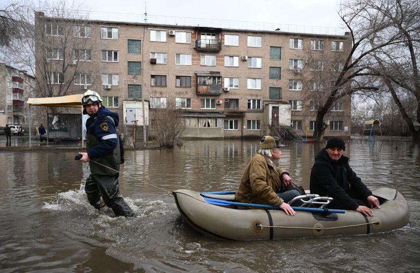 Panika u Rusiji: Poplave bjesne, nastavlja se evakuacija građana