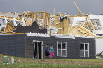 Dramatično u Americi: Tornado bjesni, oštetio stotine kuća, ima povrijeđenih FOTO / VIDEO