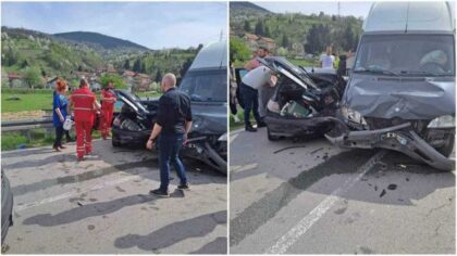 Teška nesreća: Tri osobe povrijeđene u sudaru kombija i automobila, saobraćaj obustavljen