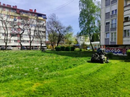 Na red došle Rosulje i Nova Varoš: Košenje i uređenje zelenila u banjalučkim naseljima