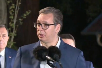 Vučićev odgovor: Srbija će predlagati rezolucije o genocidu u Kragujevcu, Kraljevu, Јajincima i Јasenovcu