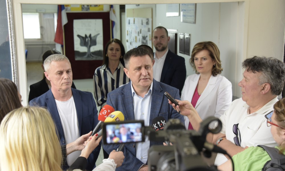 Usavršavanje znanja: UKC nudi posao za 50 najboljih maturanata medicinske škole