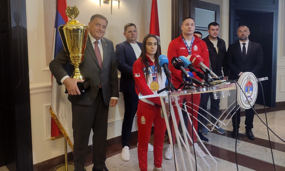 Dodik ugostio boksere, pa najavio: Banjaluka će biti domaćin Evropskog juniorskog prevenstva