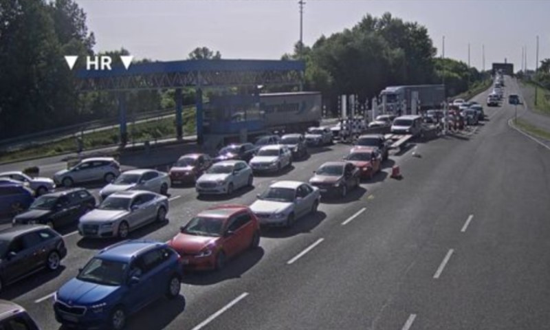 Vozači budite na oprezu: Pojačana frekvencija vozila na više prelaza