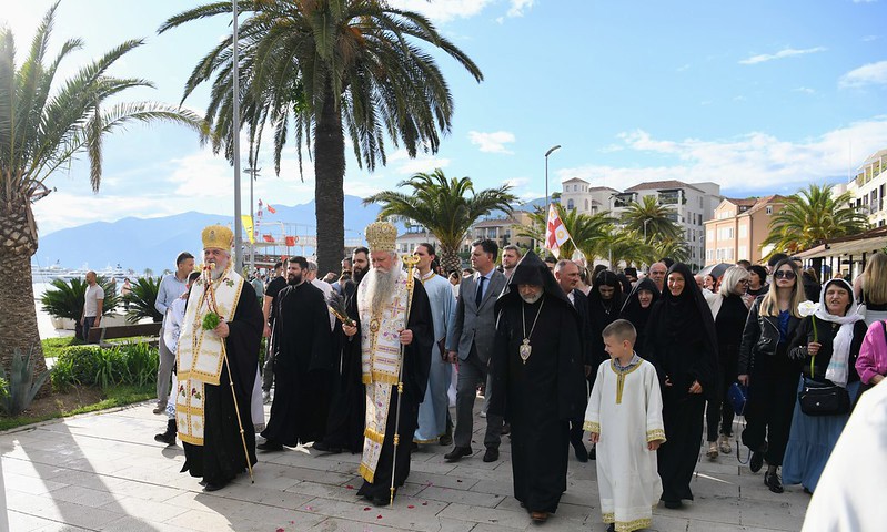 Mitropolit Joanikije poručio: Sveti Sava bio sa svojim srpskim narodom po logorima