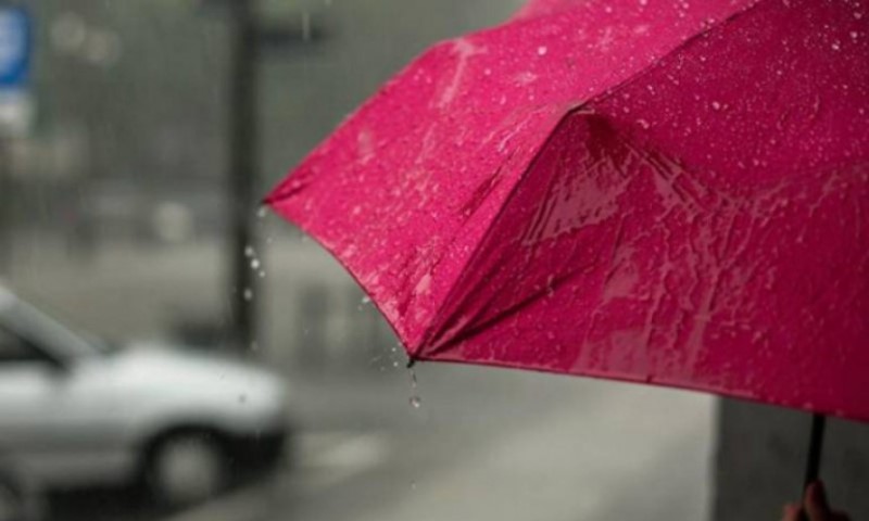 Spremite kišobrane: Sutra prijepodne sunčano, od sredine dana pljuskovi sa grmljavinom