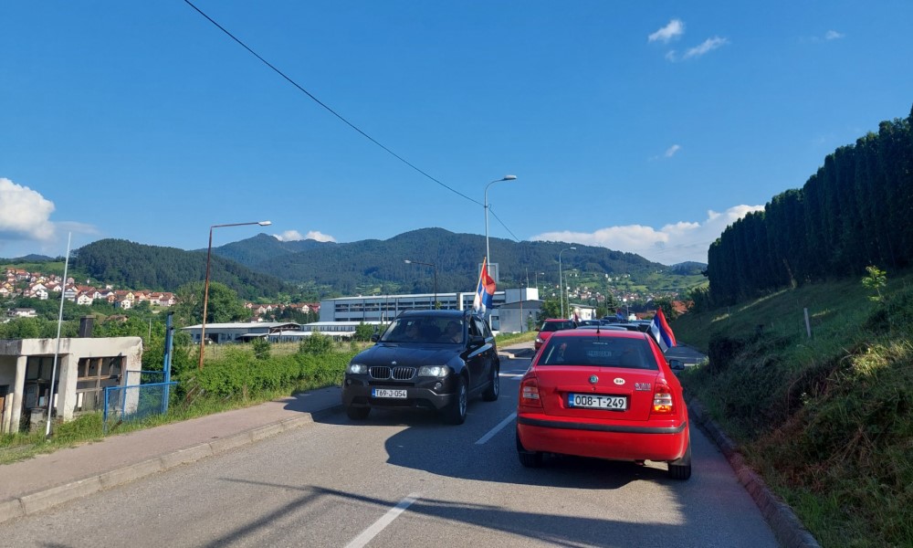 Protestna vožnja u Višegradu: Građani osudili rezoluciju UN-a