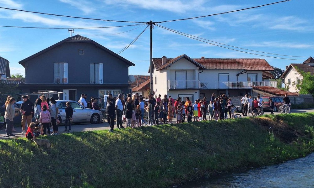 Bacanjem vrbovih vjenčića: Romi započeli proslavu Đurđevdana