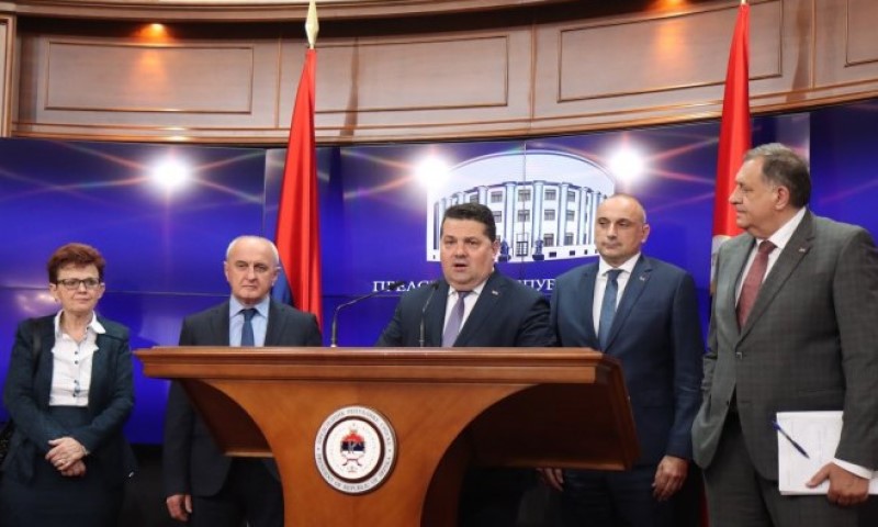 Stevandić nakon sastanka poručio: Nismo donijeli odluku o izlasku na izbore, čeka se opozicija