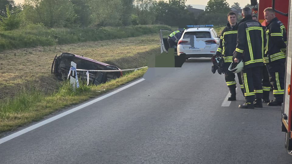 Poginuo mladi vatrogasac: Automobilom sletio sa puta u kanal