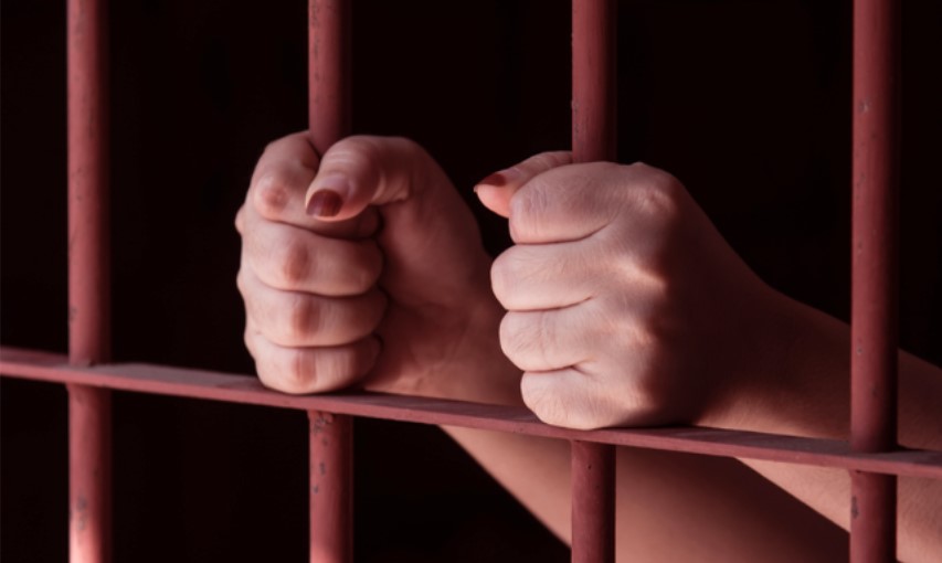 Dobile mizerne kazne: Pijane tinejdžerke ubile starijeg muškarca VIDEO