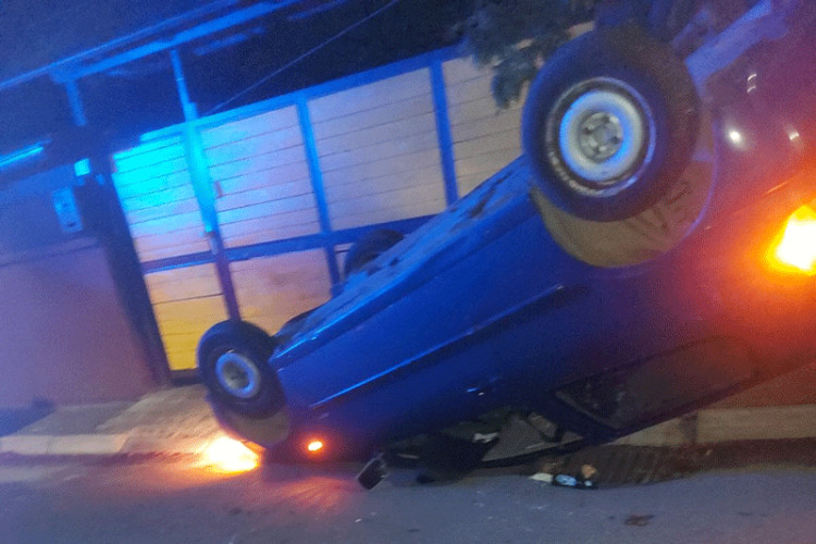 Mladići povrijeđeni u prevrtanju automobila u banjalučkom naselju Borik