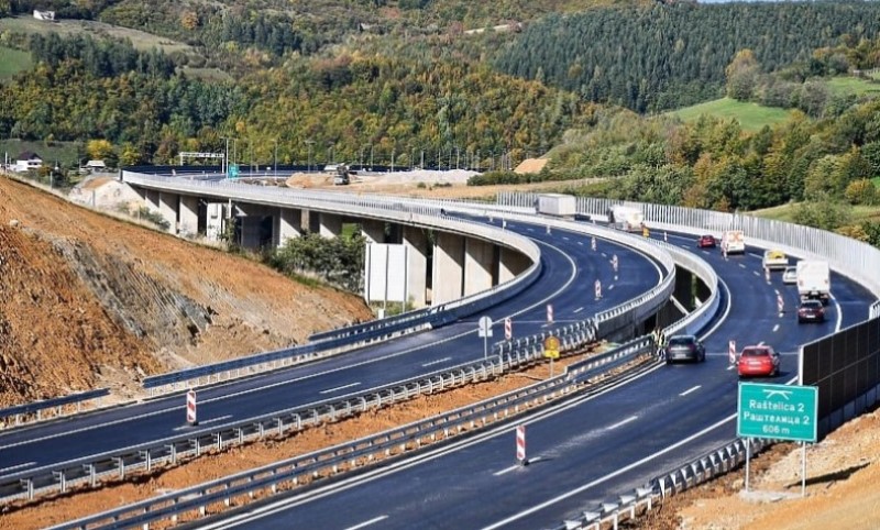 Odlična vijest za vozače: Od ovog ljeta s jednim tagom za auto-puteve kroz BiH i Hrvatsku