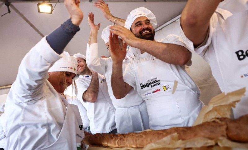Italijani nakon pet godina pali s trona: Francuski pekari napravili najveći baget na svijetu