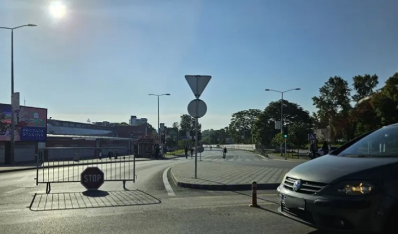 Vozači, oprezno i strpljivo: Obustavljen saobraćaj u ulici koja se nalazi u centru Banjaluke