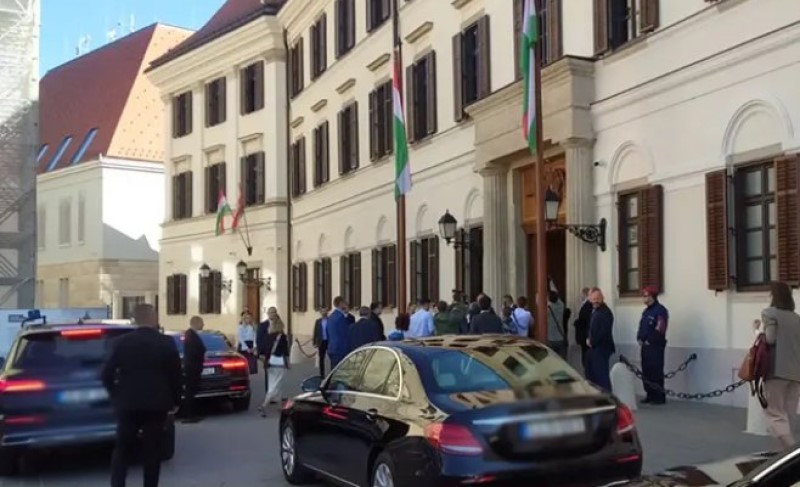 Dvojica lidera “oči u oči”: U Budimpeši počeo sastanak Dodika i Orbana
