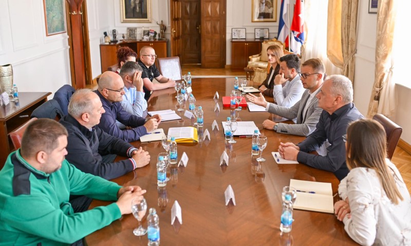 Razgovarano o više tema: Stanivuković na sastanku sa predstavnicima javnog prevoza