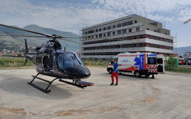 Iz Trebinja u Banjaluku: Uspješnim vazdušnim transportom spasen život djevojčice