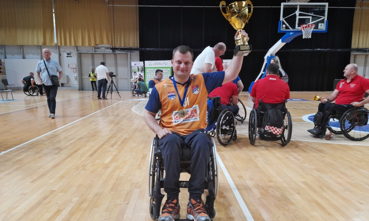 Beskrajna snaga volje: Ovako Milan niže uspjehe i u košarci i u MF marketingu