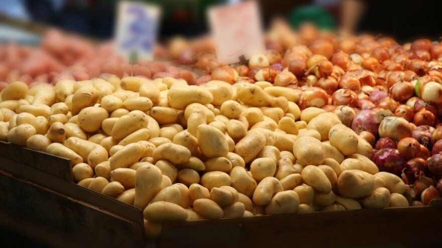 Ključne greške koje možda pravite: Trik da spriječite brzo truljenje luka i krompira