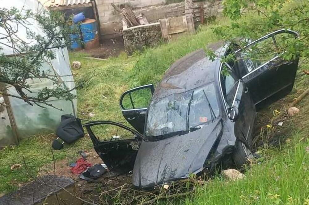 Transportovani do bolnice: Tri osobe teško povrijeđene prilikom slijetanja automobila