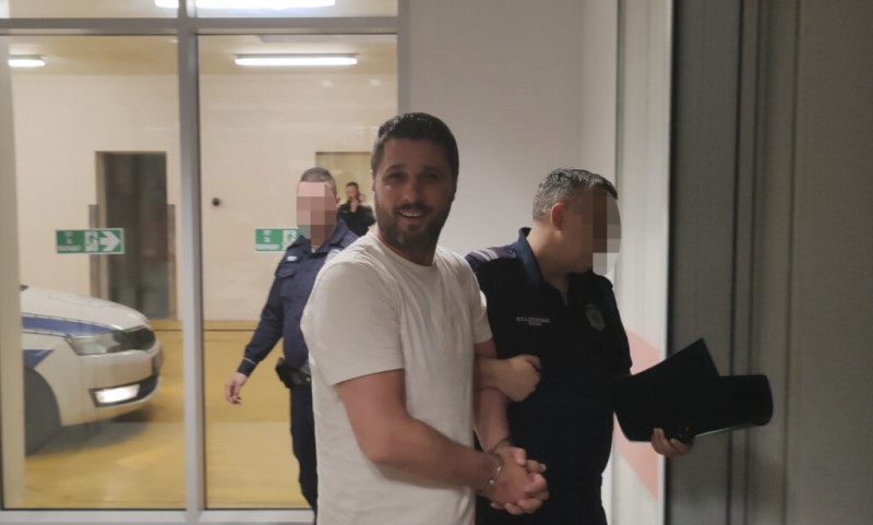 Mužu Lune Đogani prijeti 30 dana pritvora: “Evo, 40 sati samice, zbog razbijenih jaja”