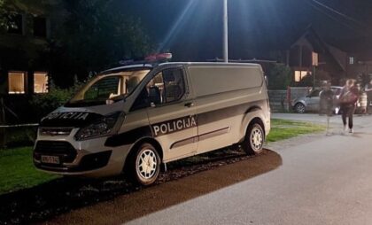 Oglasila se policija o hororu u BiH: Tijelo žene u kući pronašla njena kćerka