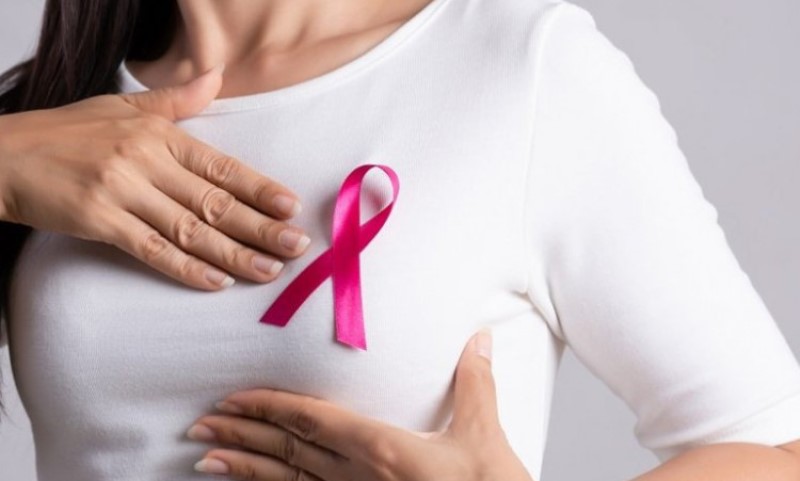 Ne smijete ih ignorisati: Ovo su simptomi raka dojke