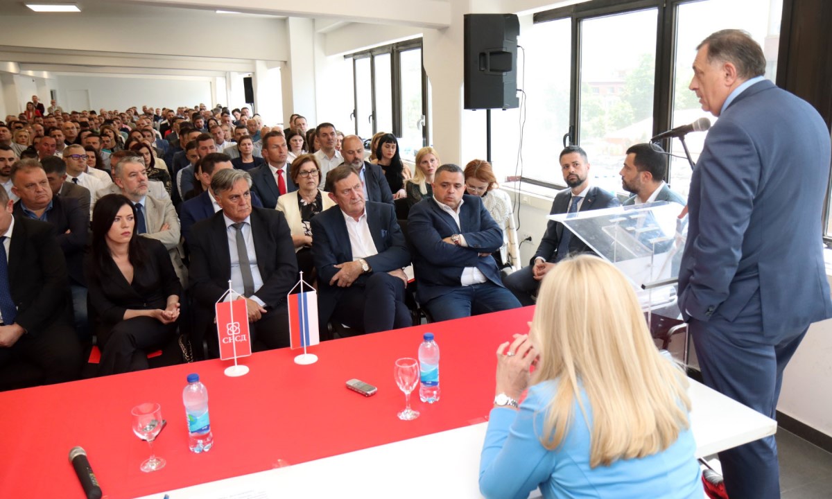 Sastanak u Banjaluci: Rukovodstvo SNSD-a sa predsjednicima gradskih i opštinskih odbora