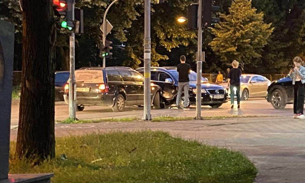 Sudar kod banjalučke Gimnazije! Oprezno, saobraćaj se odvija otežano
