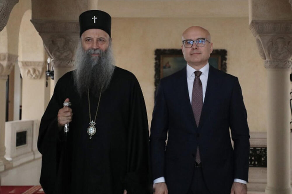 Vučević poručio djeci Kosmeta: Dok je naroda i crkve biće i Srbije