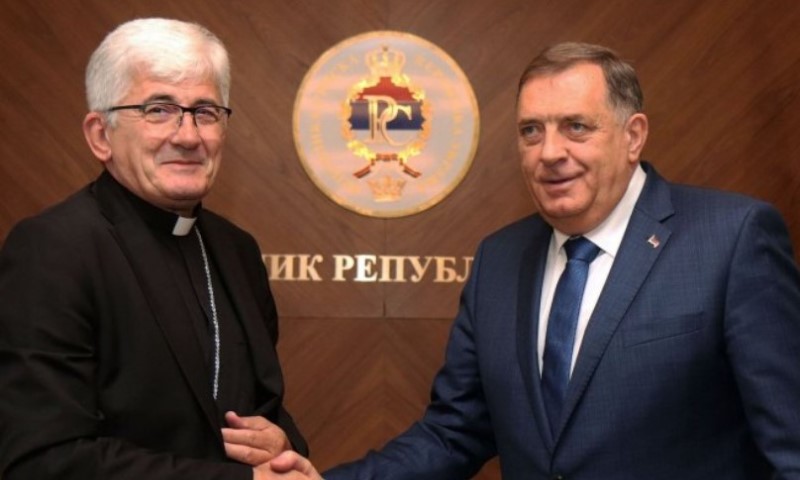 Dodik razgovarao sa biskupom Majićem: Podrška poboljšanju rada banjalučke biskupije