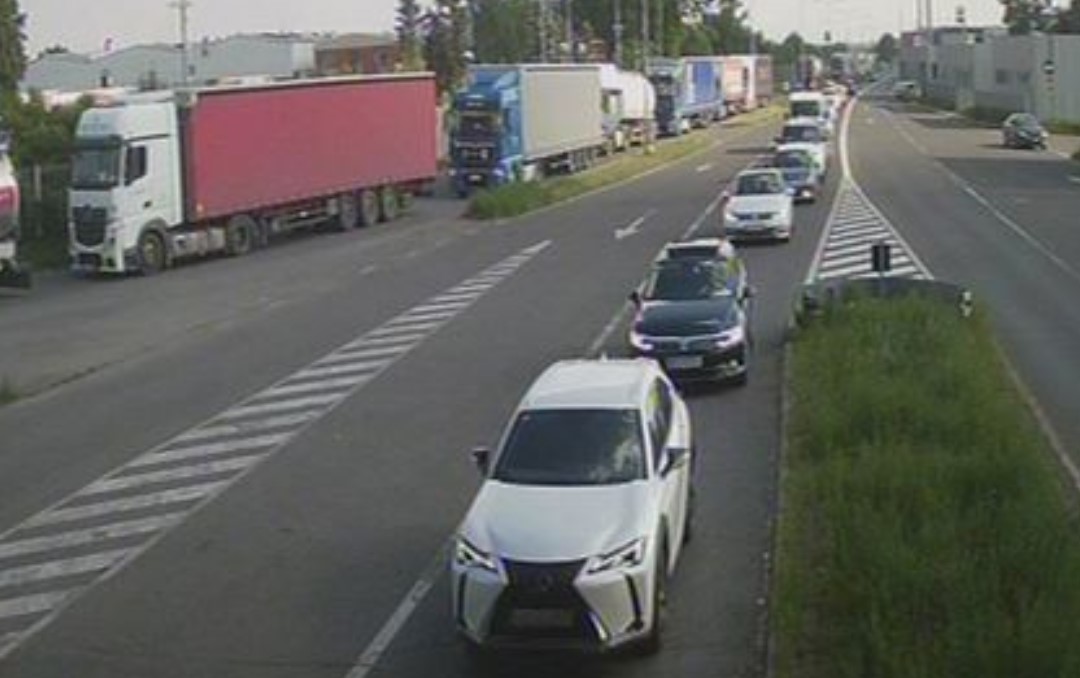 Zbog blokada u BiH: Obustave za teretni saobraćaj na dva granična prelaza