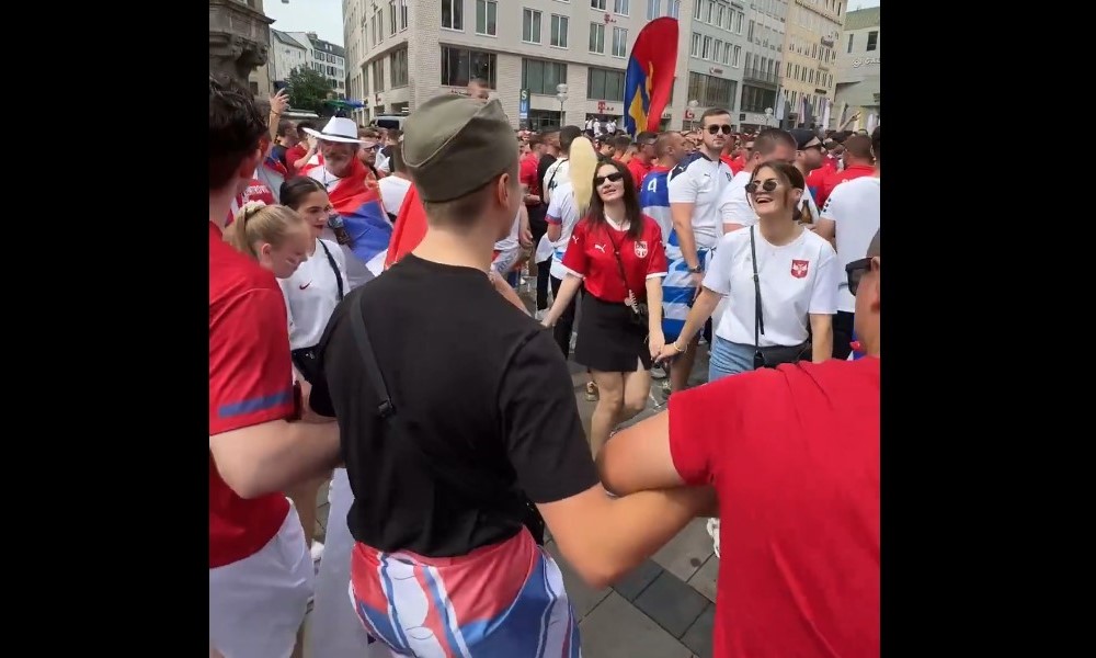 UEFA oduševljena srpskim kolom: Objavili snimak navijača VIDEO