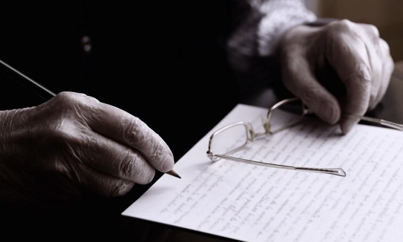 Stotinu godina nakon njegove smrti: Pismo Franca Kafke na aukciji, očekuje se vrtoglava cijena