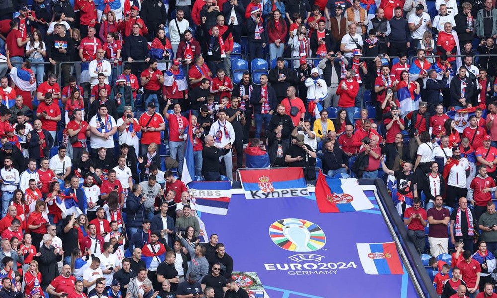 Zbog tuče završili iza rešetaka: Sedmoro uhapšenih srpskih navijača pušteno