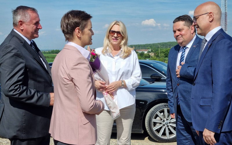 Susret delegacija na graničnom prelazu Rača: Mjesto koje nikada neće razdvojiti bratski narod